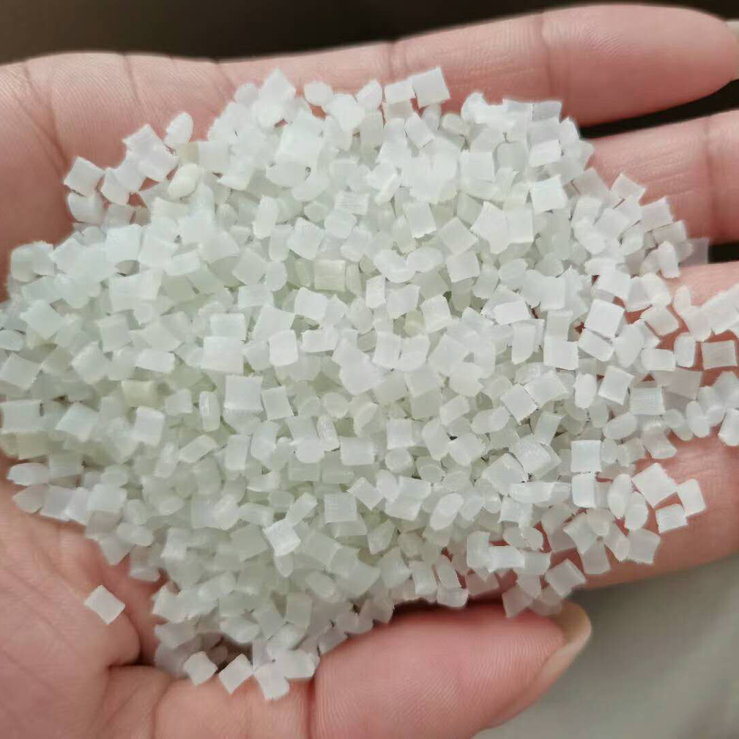 聚酰胺尼龍?jiān)显谠诎l(fā)動(dòng)機(jī)周邊的具體應(yīng)用